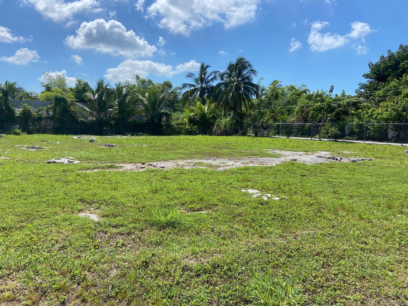 GLADSTONE ROAD LOT