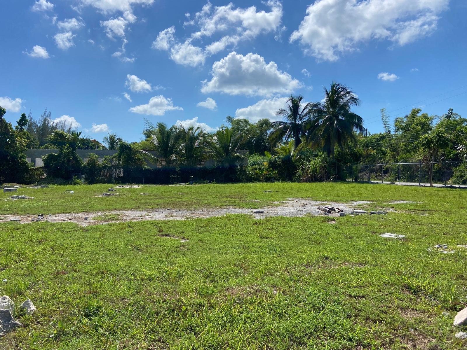 GLADSTONE ROAD LOT