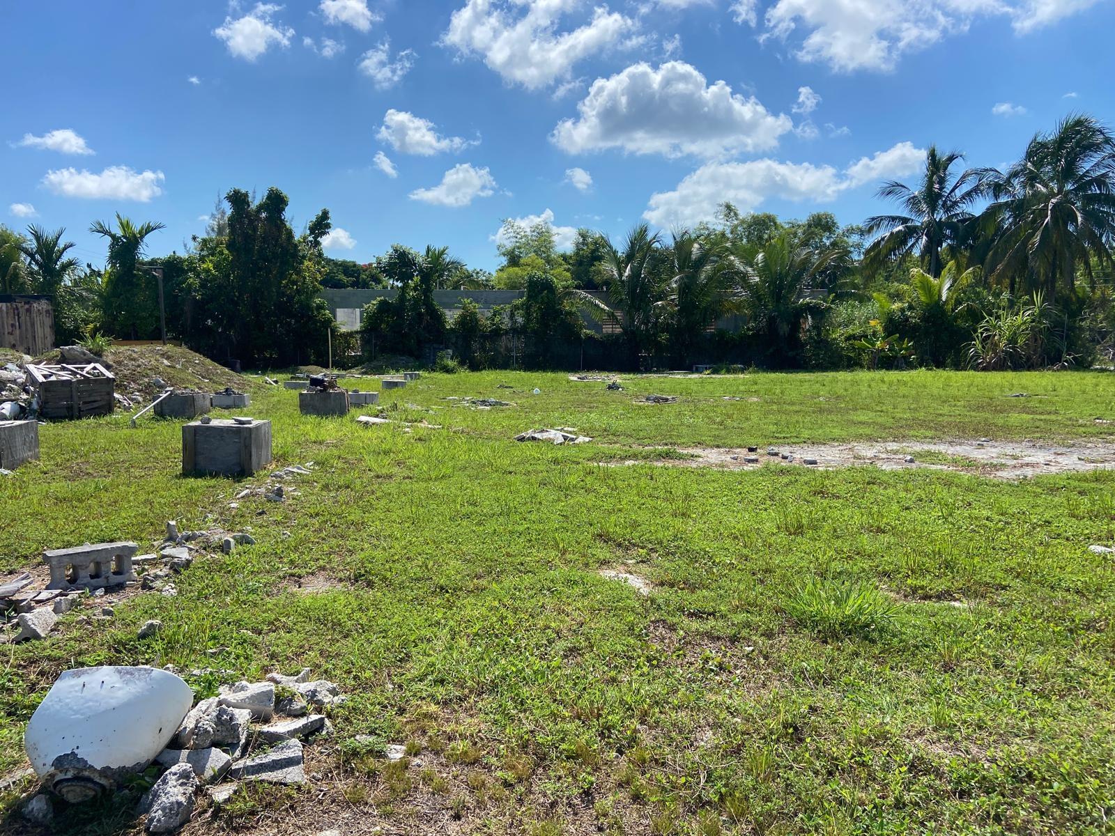GLADSTONE ROAD LOT