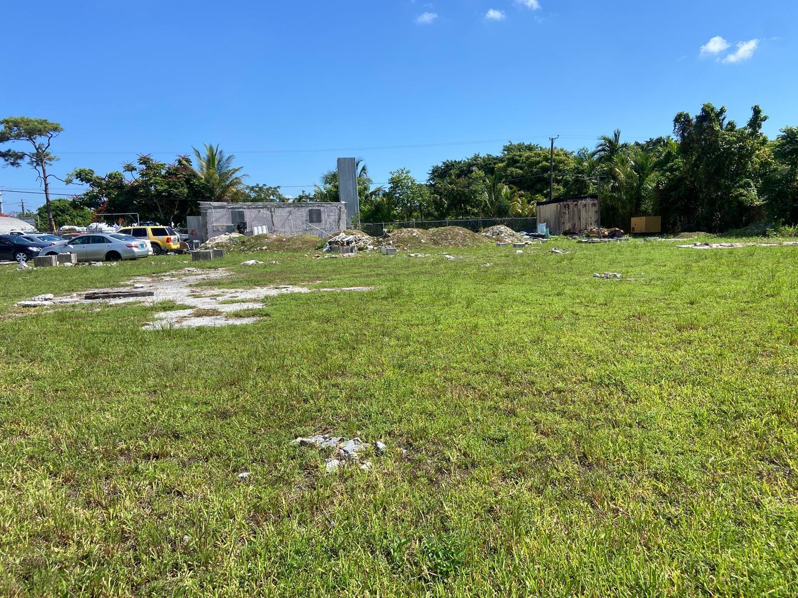 GLADSTONE ROAD LOT
