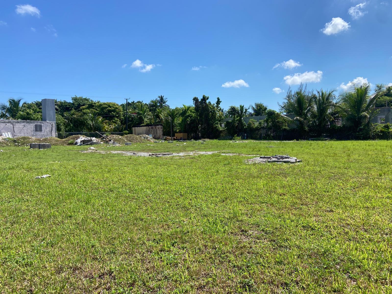 GLADSTONE ROAD LOT