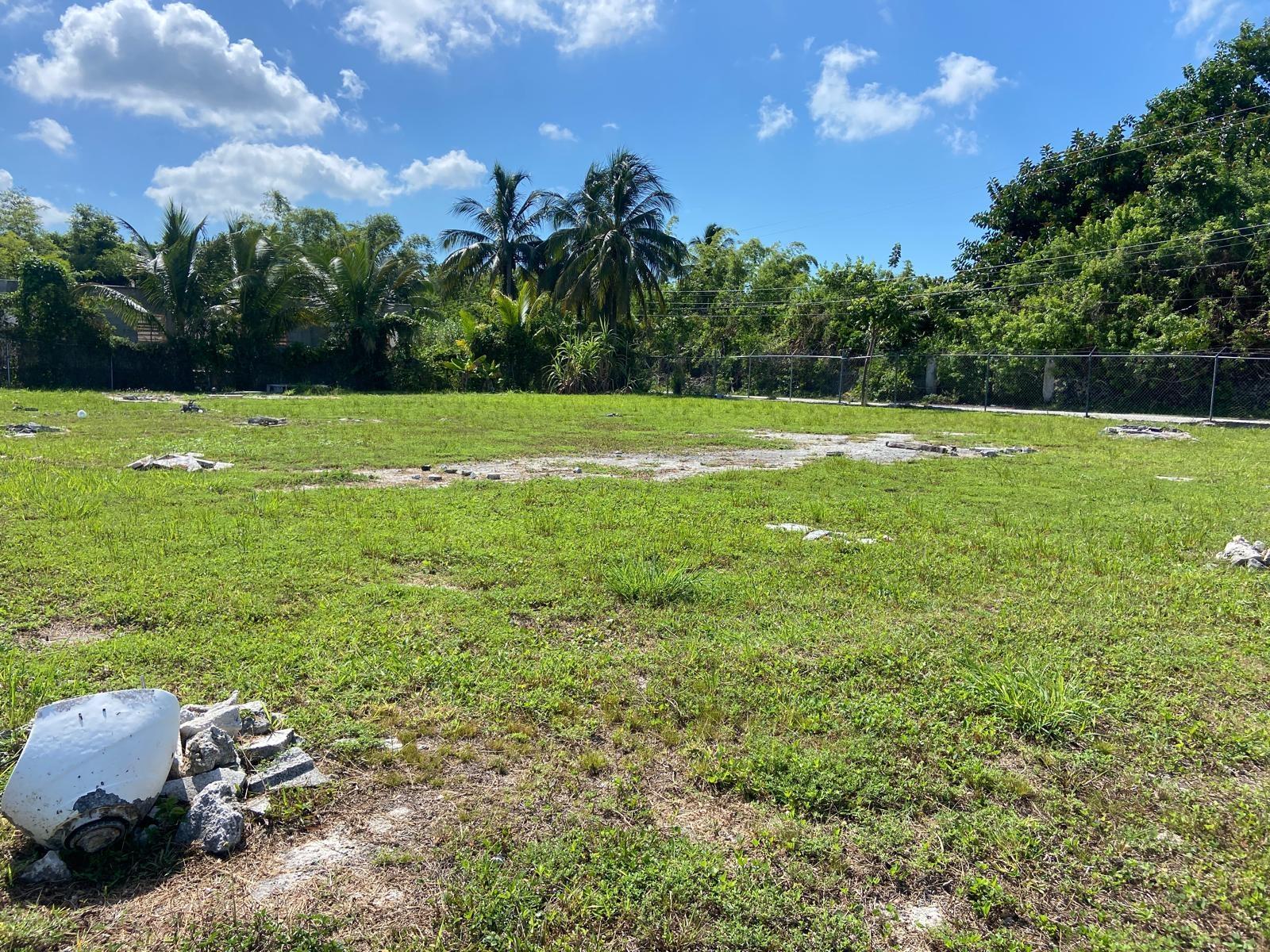 GLADSTONE ROAD LOT