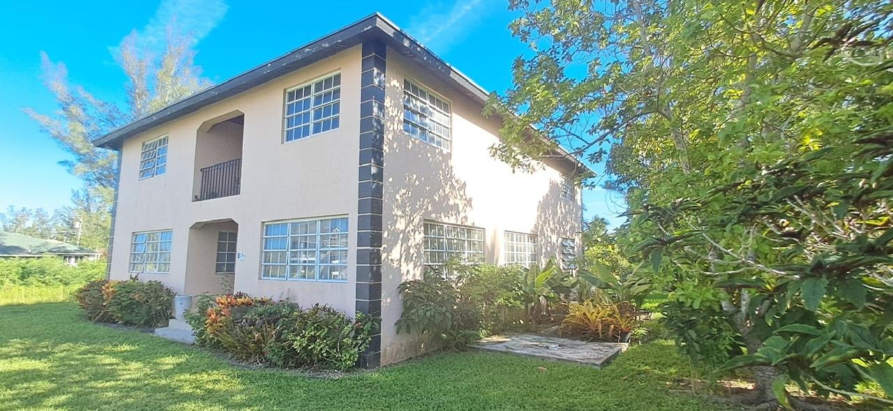 Coral Lakes Home