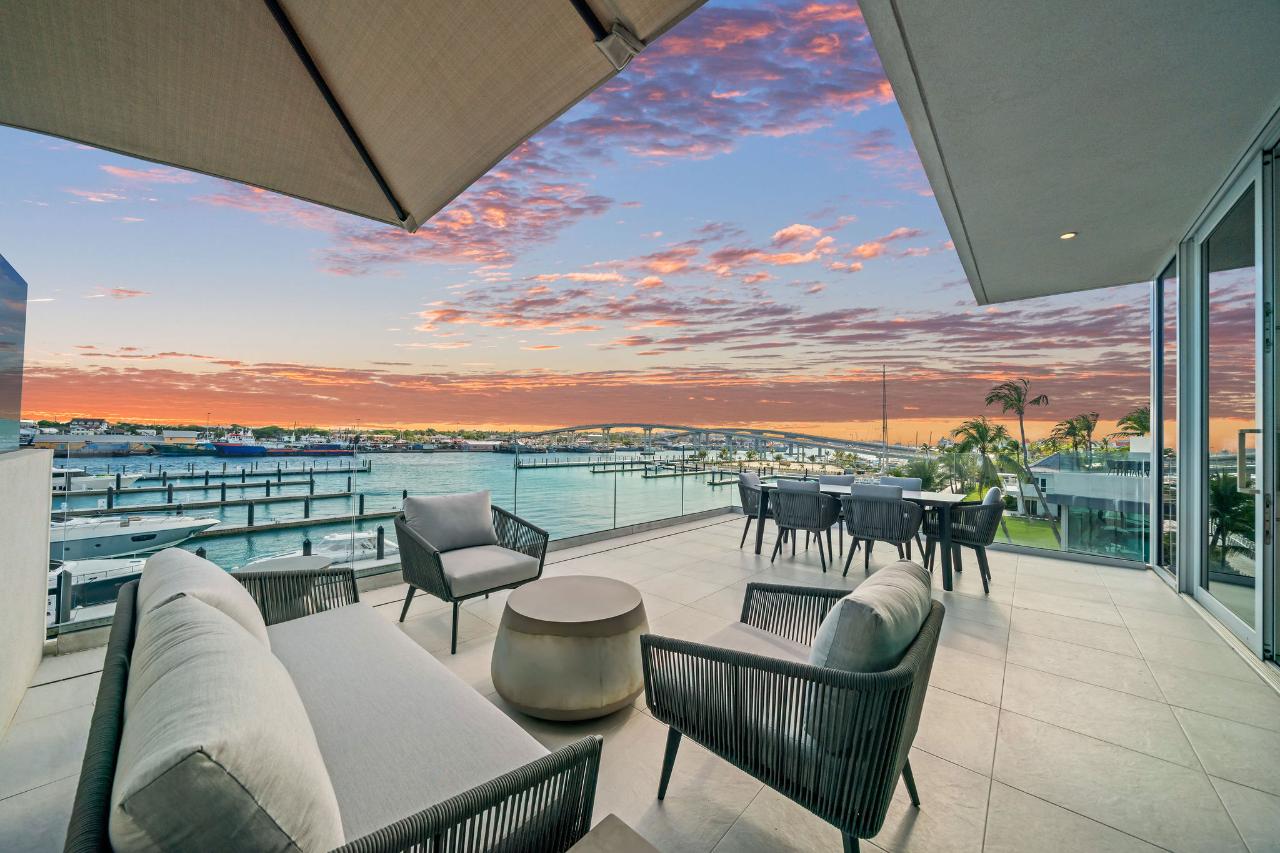 STERLING COMMONS EAST