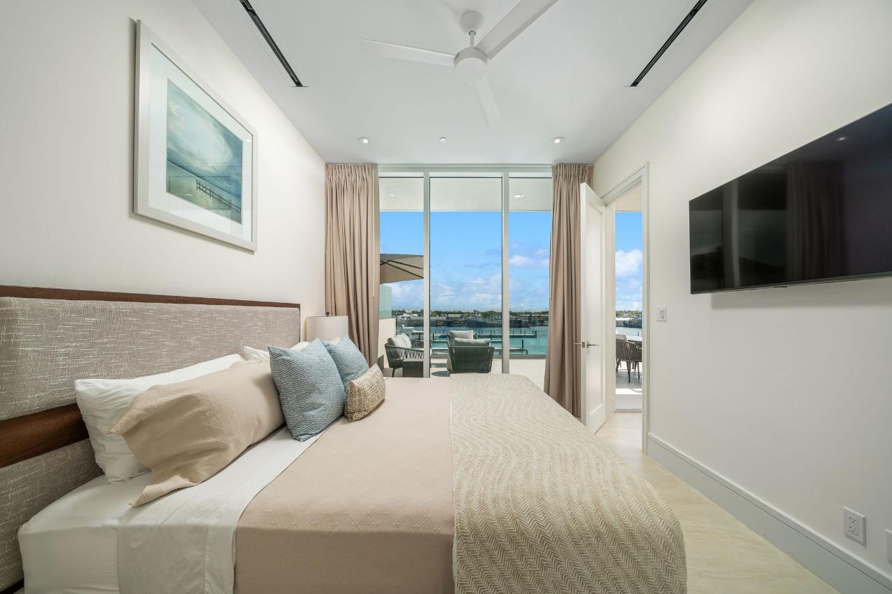 STERLING COMMONS EAST