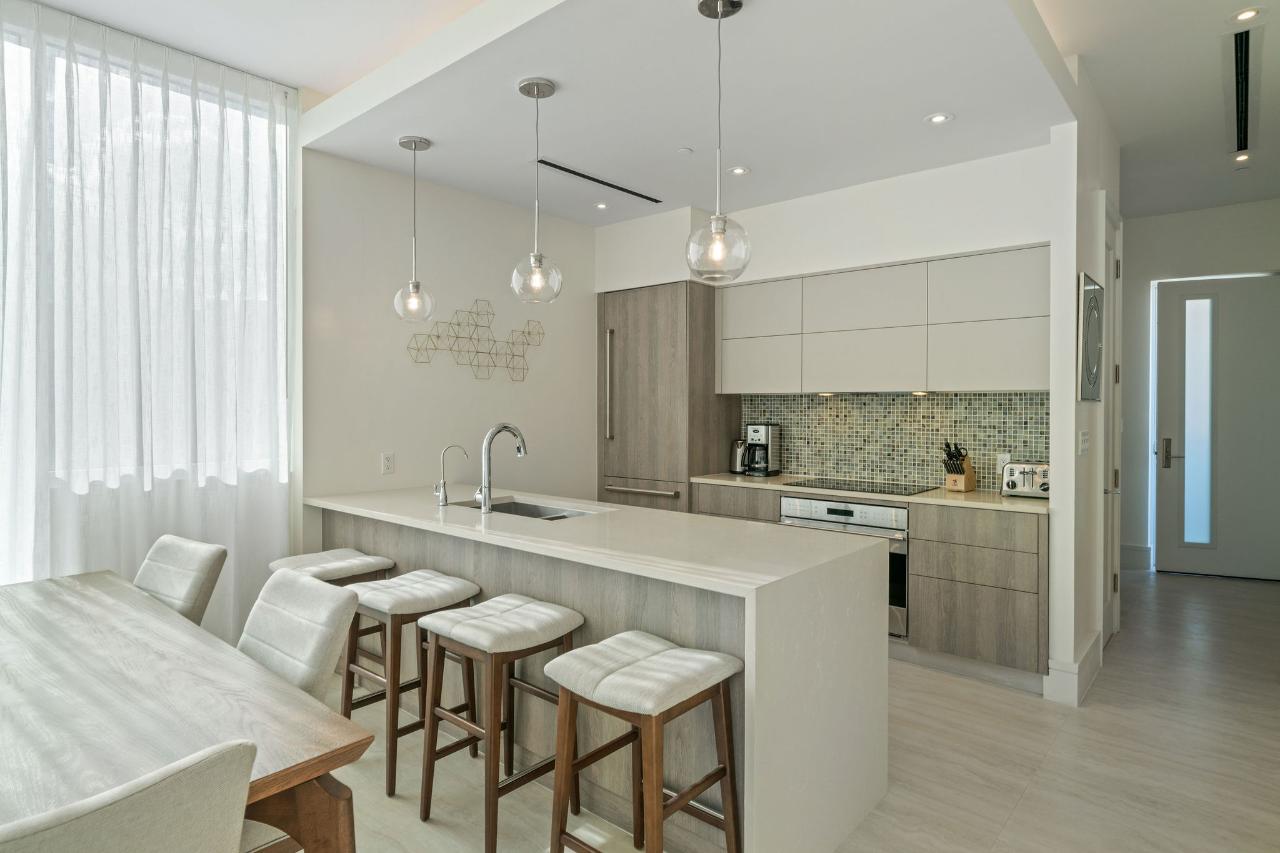 STERLING COMMONS EAST