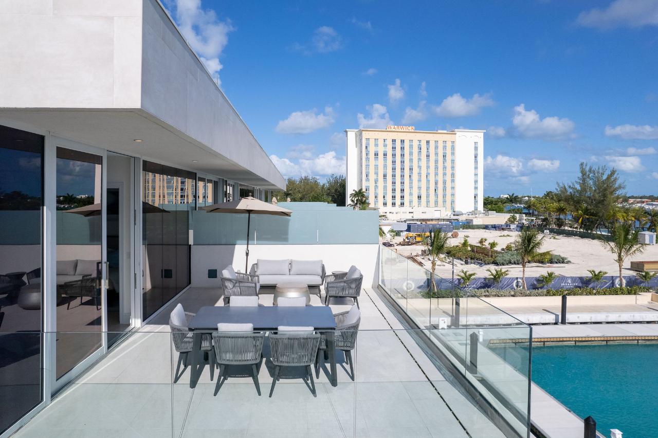 STERLING COMMONS EAST