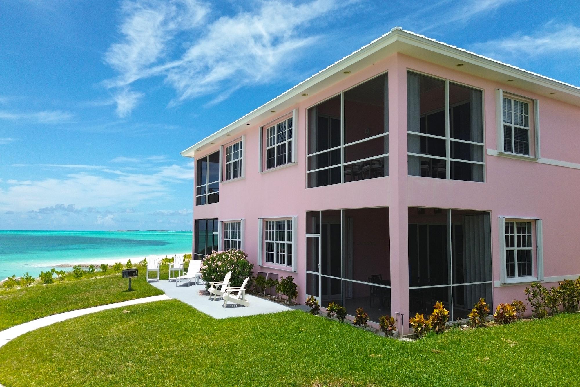 BAHAMA BEACH CLUB 2085