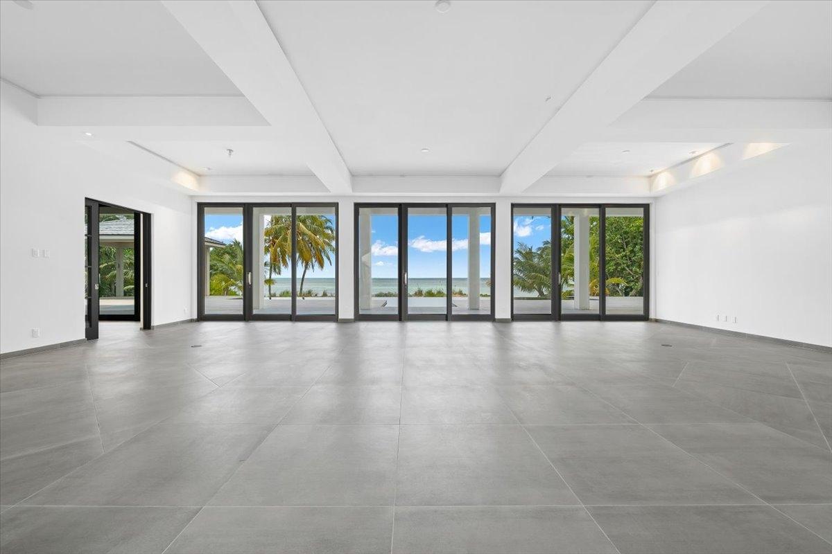 Beluga Estate