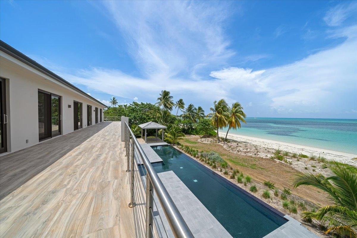 Beluga Estate