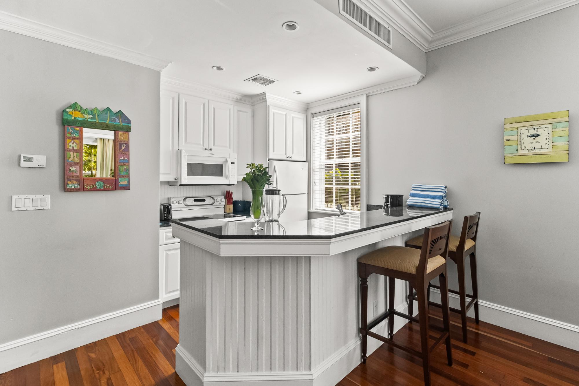 VALENTINE’S RESORT CONDO