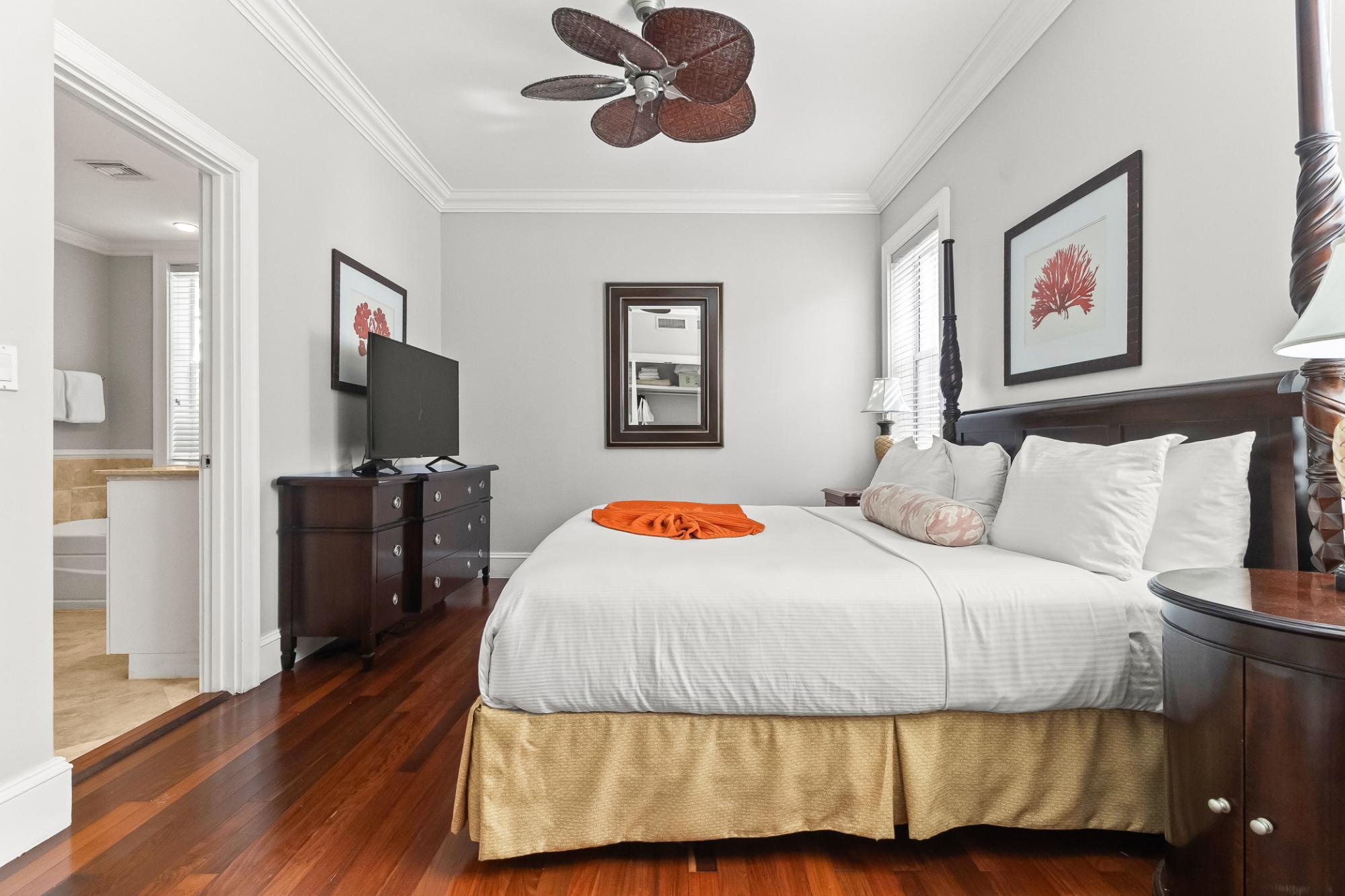 VALENTINE’S RESORT CONDO