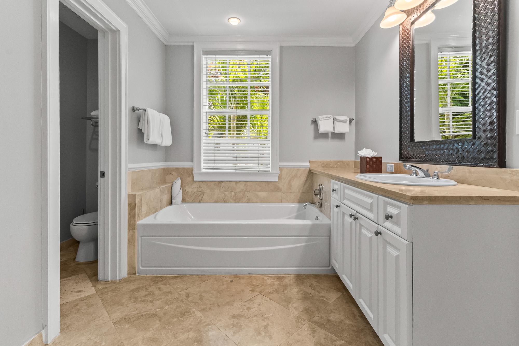 VALENTINE’S RESORT CONDO