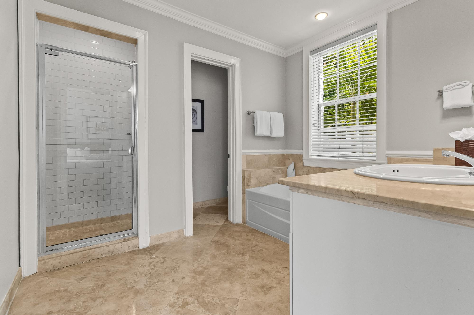 VALENTINE’S RESORT CONDO