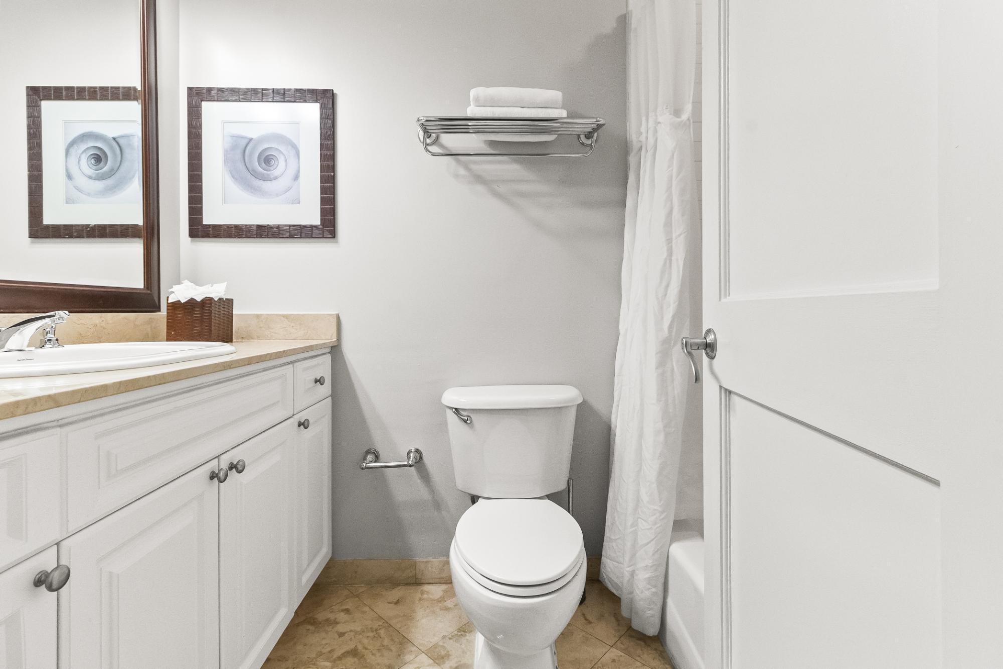 VALENTINE’S RESORT CONDO