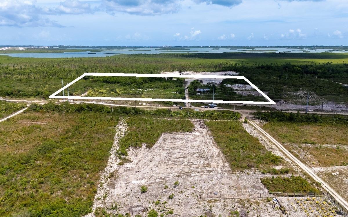 9 ACRE LOT OFF CARMICHAEL RD