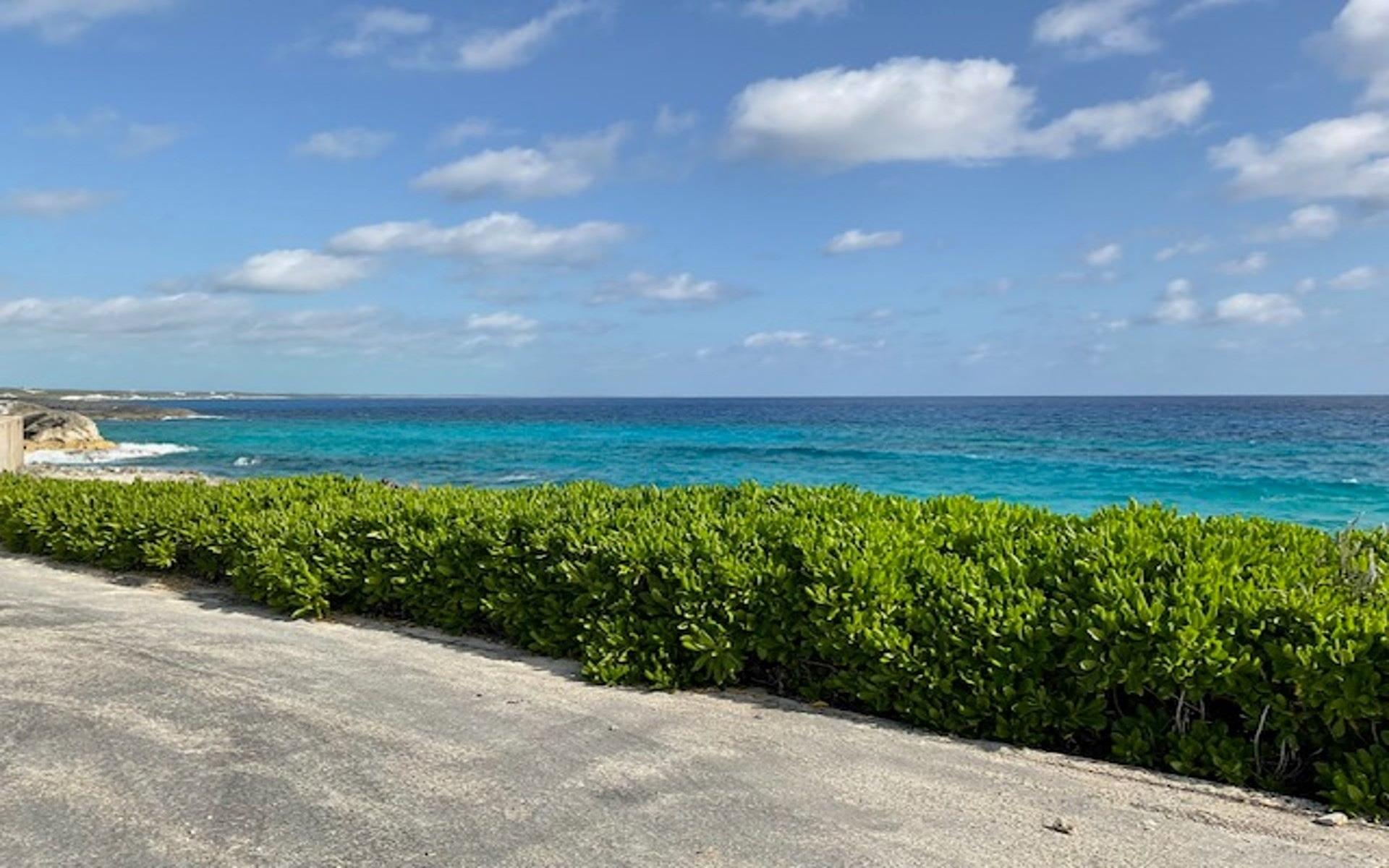 HAMILTON’S WATERFRONT LOT