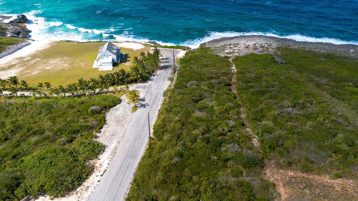 HAMILTON’S WATERFRONT LOT
