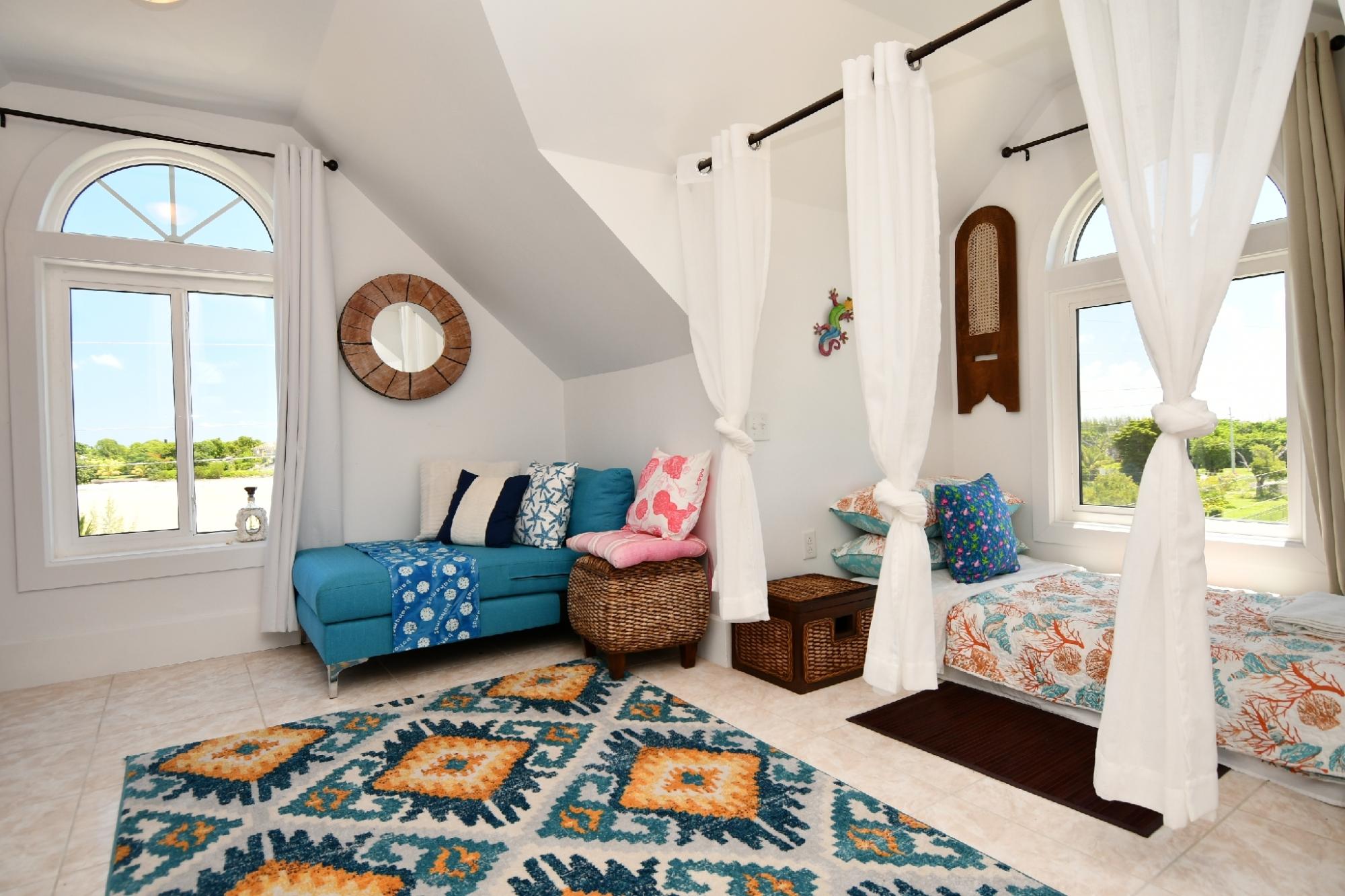 PELICAN HOUSE, M.H.