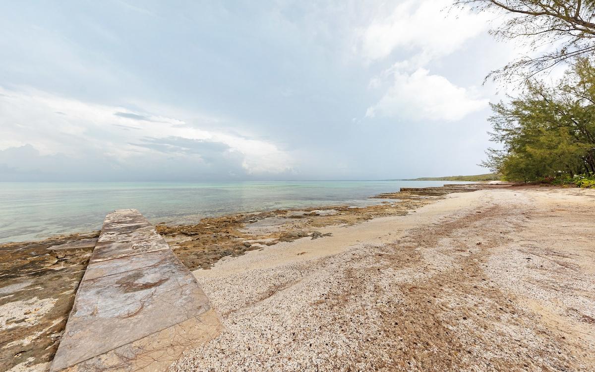 MISSION BAY, TARPUM BAY