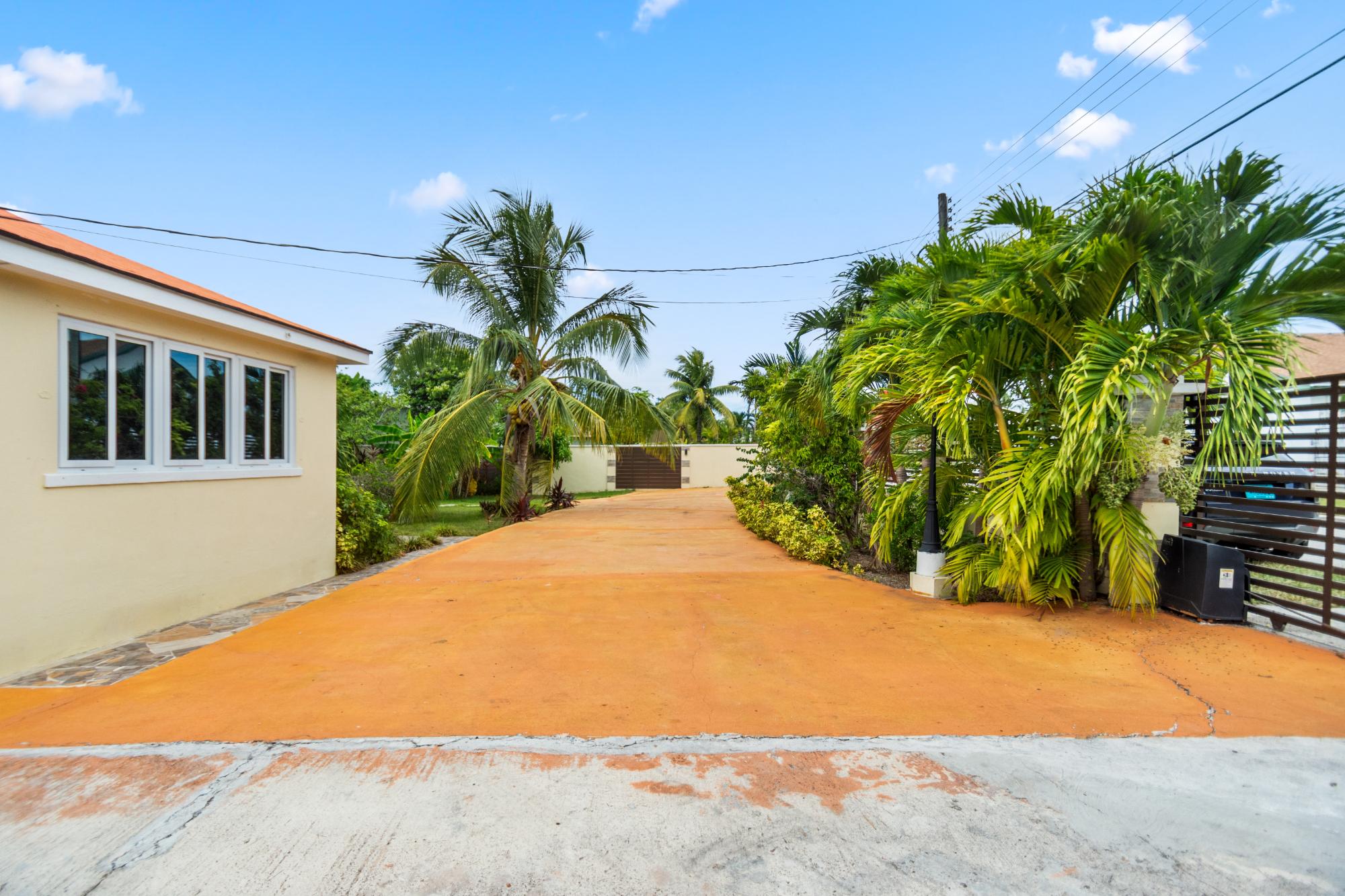 COMMONWEALTH ROAD BLAIR