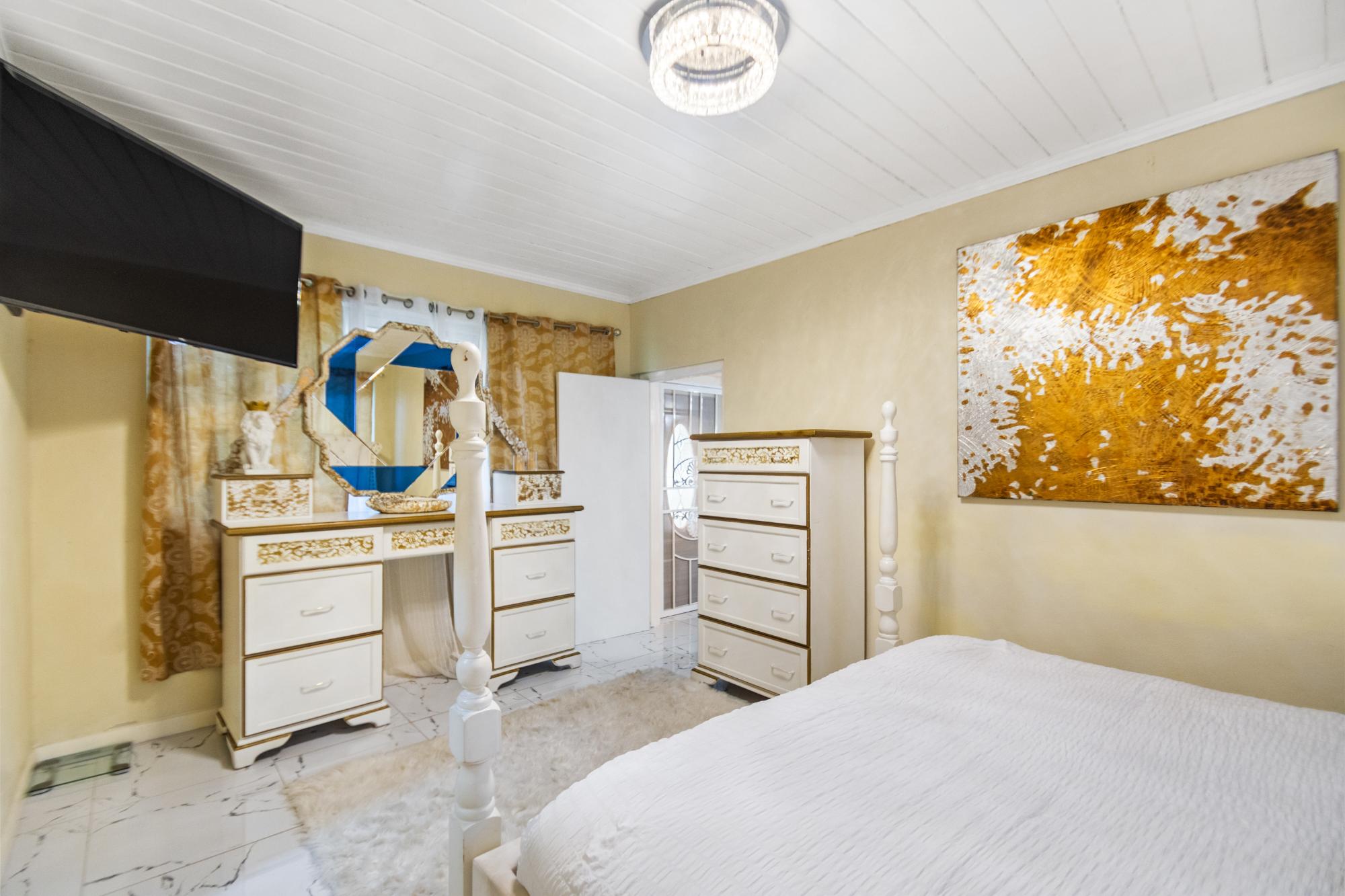 COMMONWEALTH ROAD BLAIR