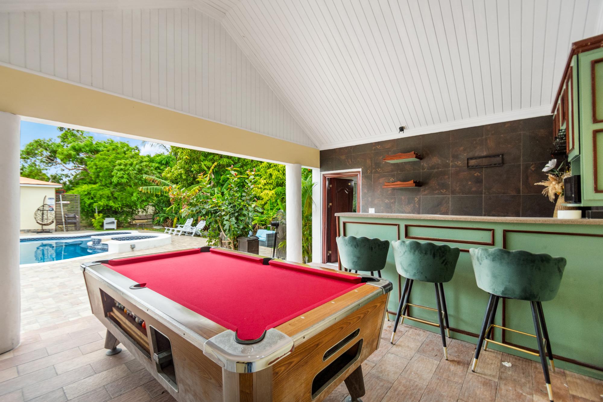 COMMONWEALTH ROAD BLAIR