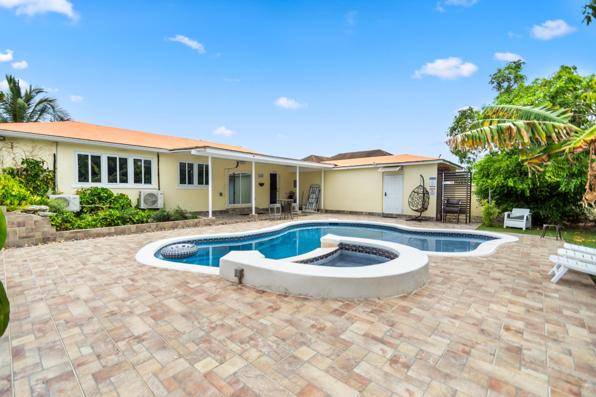 COMMONWEALTH ROAD BLAIR