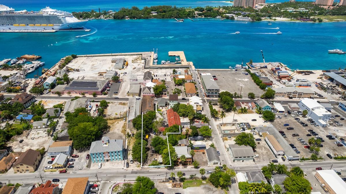 EAST BAY AND DOWDESWELL ST