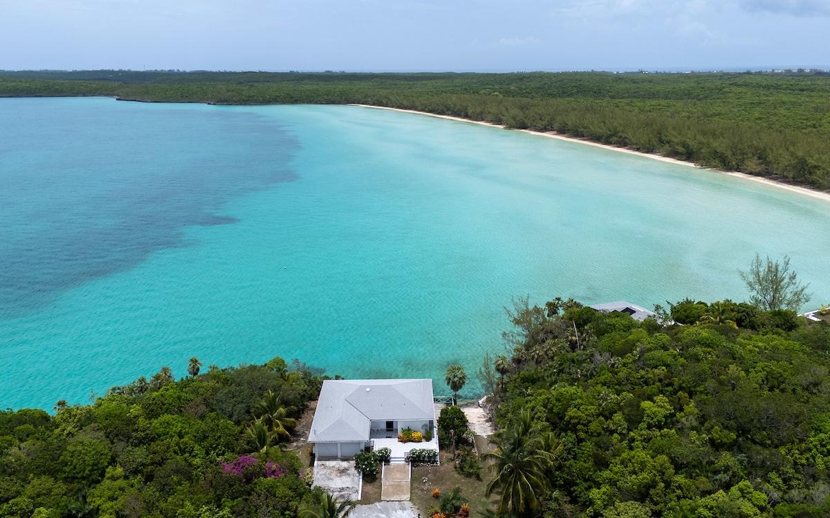 SERENITY COVE, TEN BAY