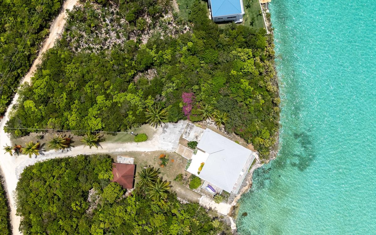 SERENITY COVE, TEN BAY
