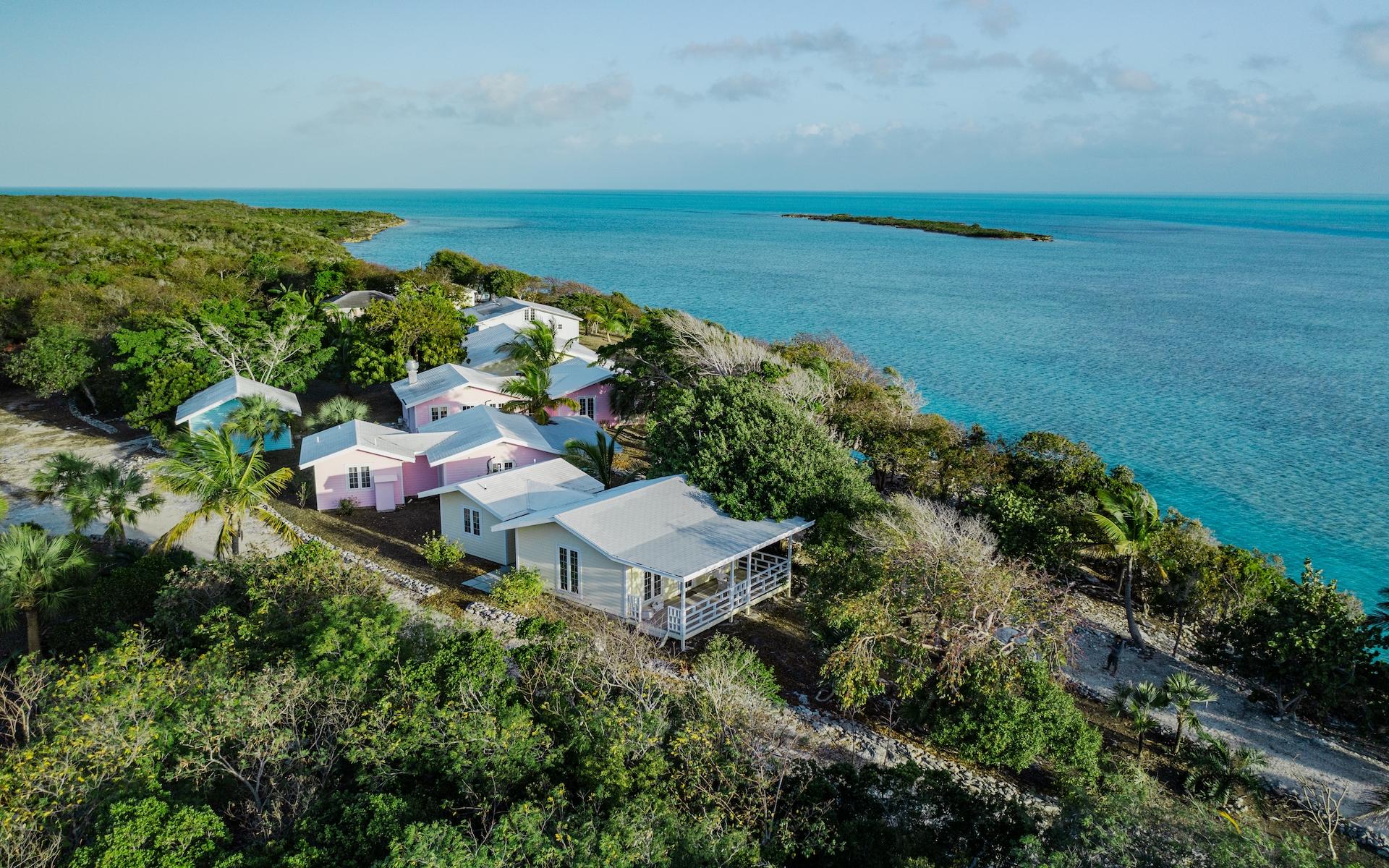 HUMMINGBIRD CAY