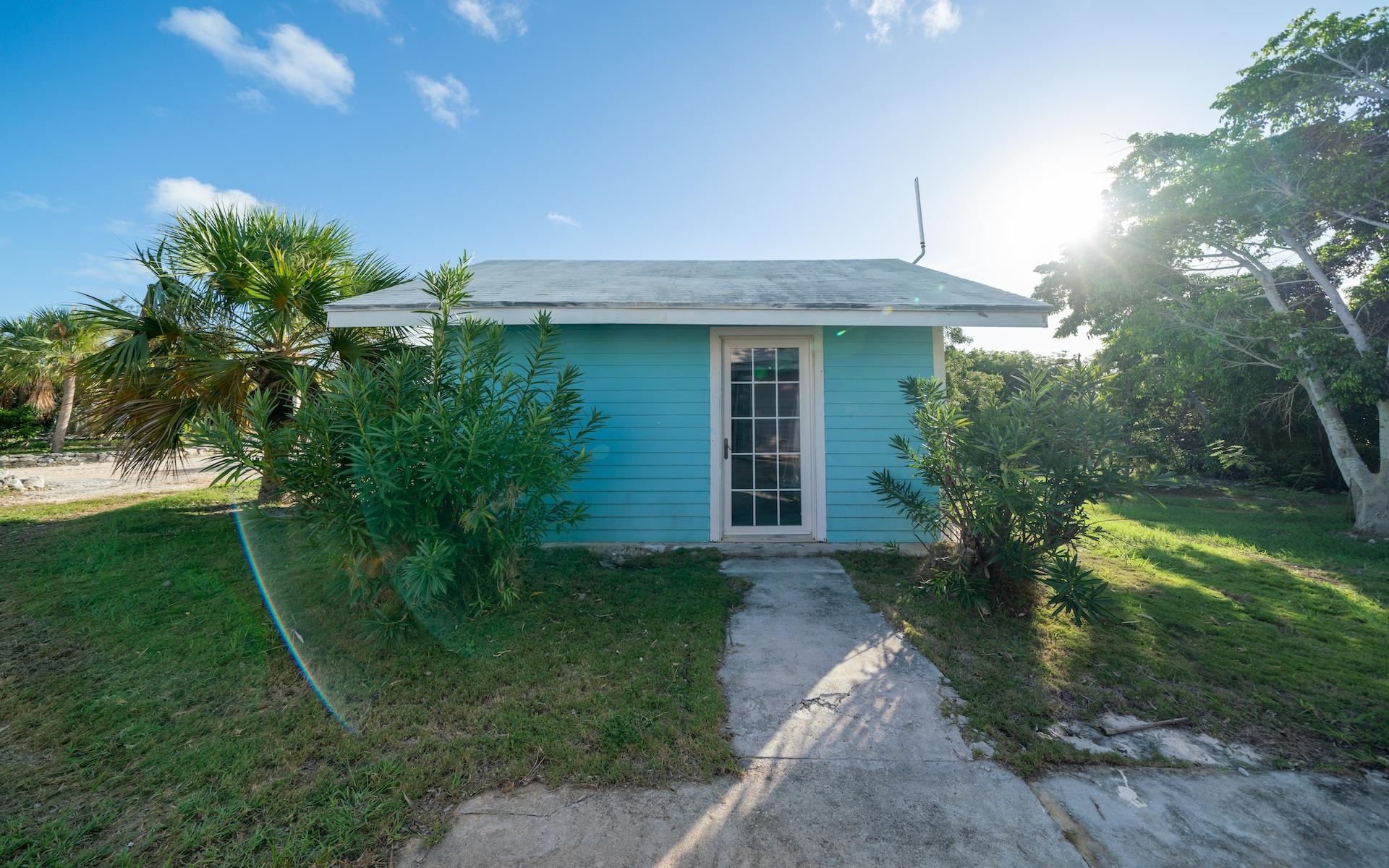 HUMMINGBIRD CAY
