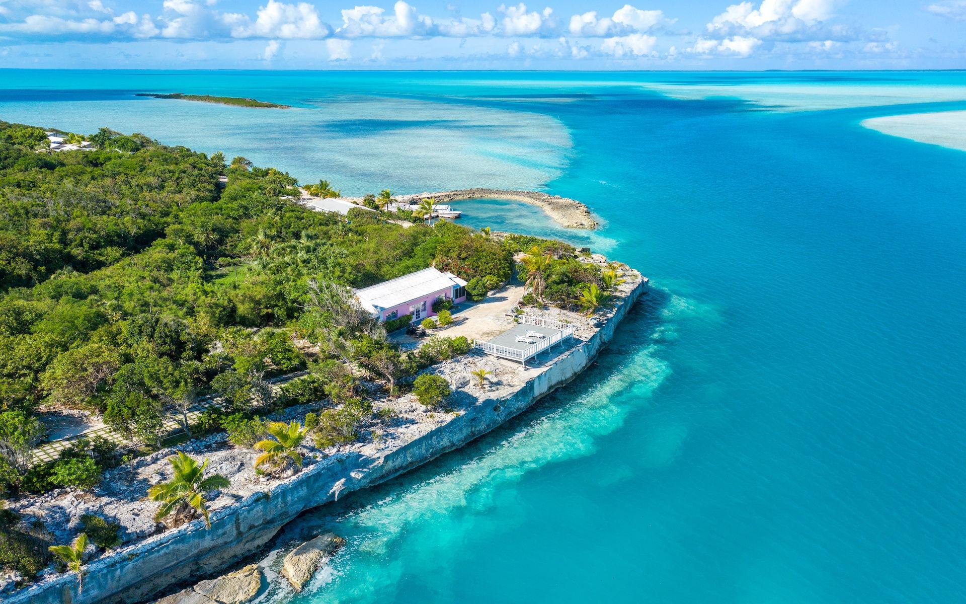 HUMMINGBIRD CAY