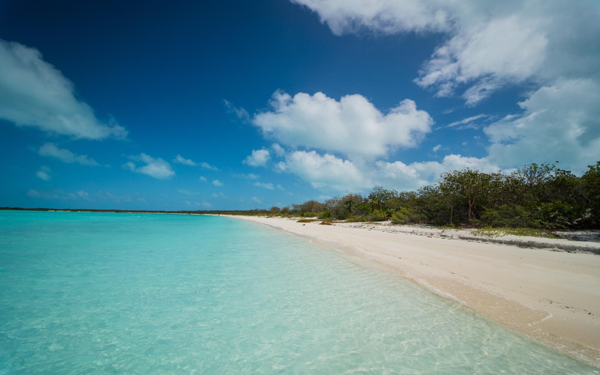 HUMMINGBIRD CAY
