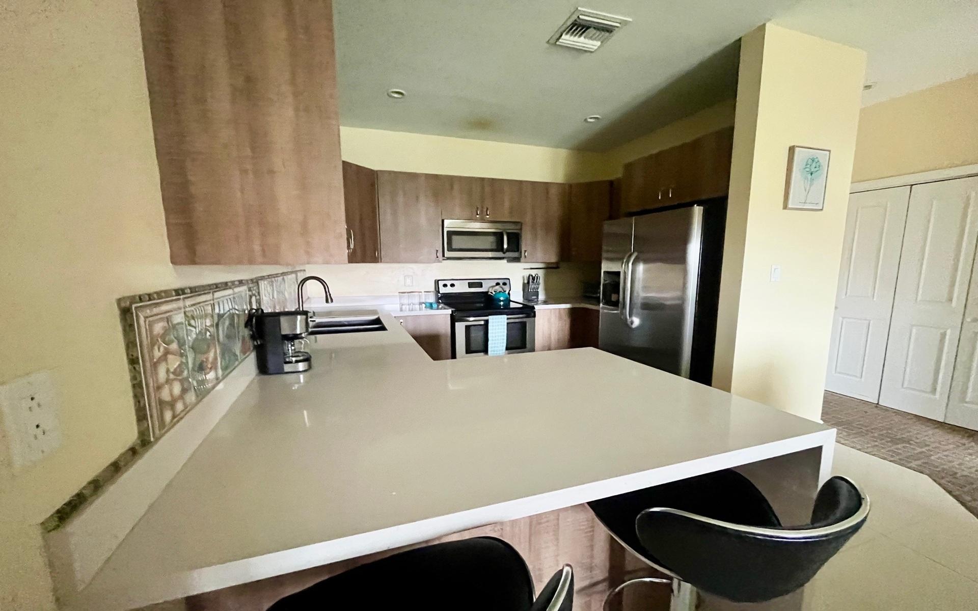 VENETIAN WEST RENTAL