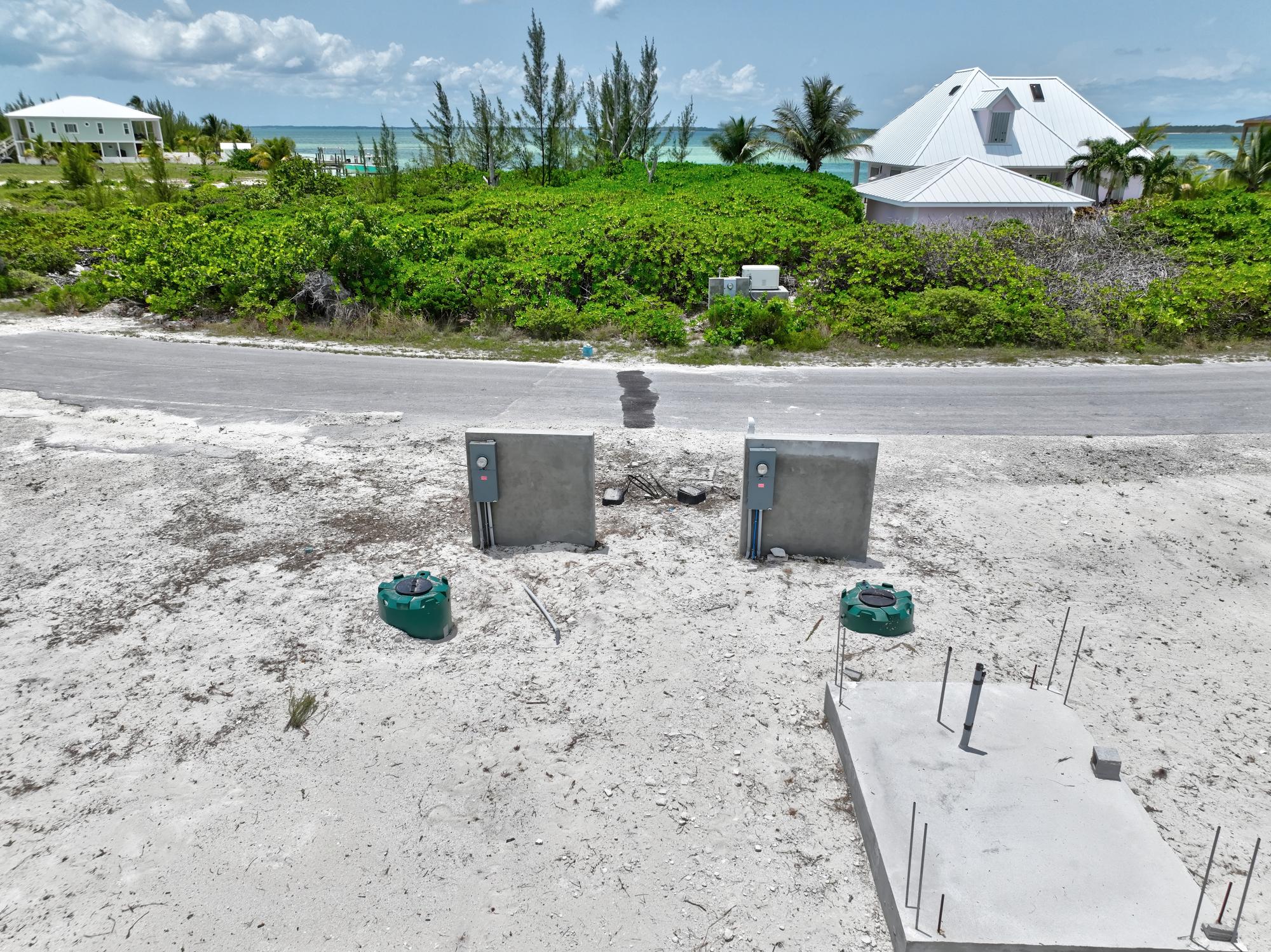 Treasure Cay Canal L