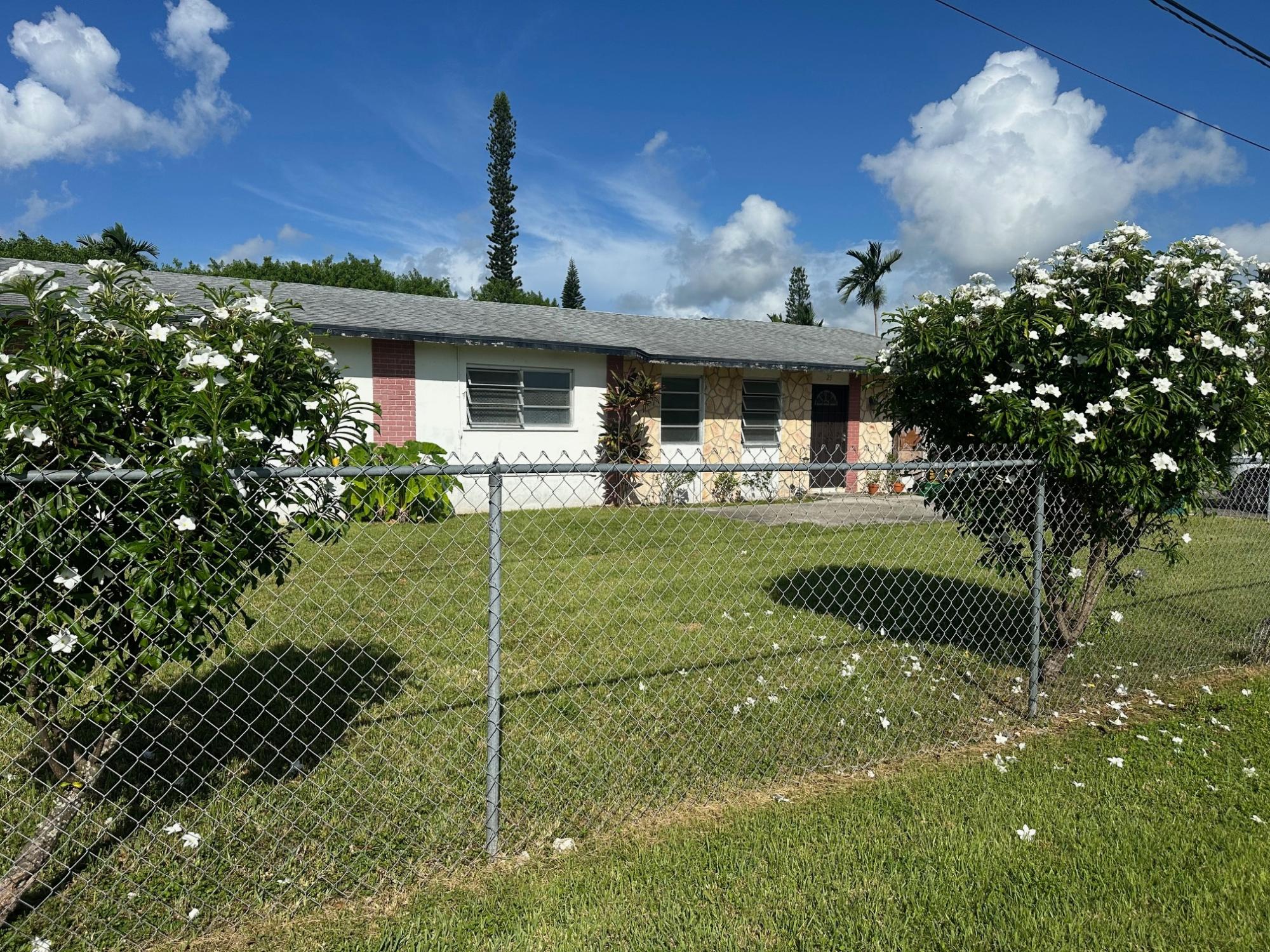 25 SHACKLETON LANE