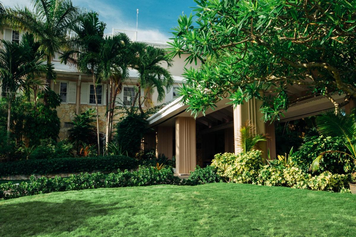 |THE BALMORAL
