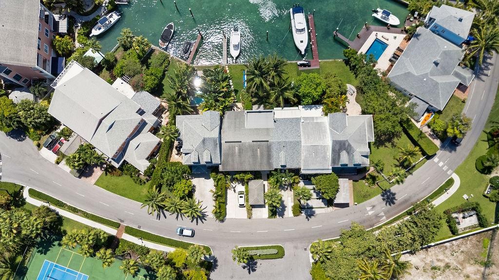 #6 Sandyport Drive
