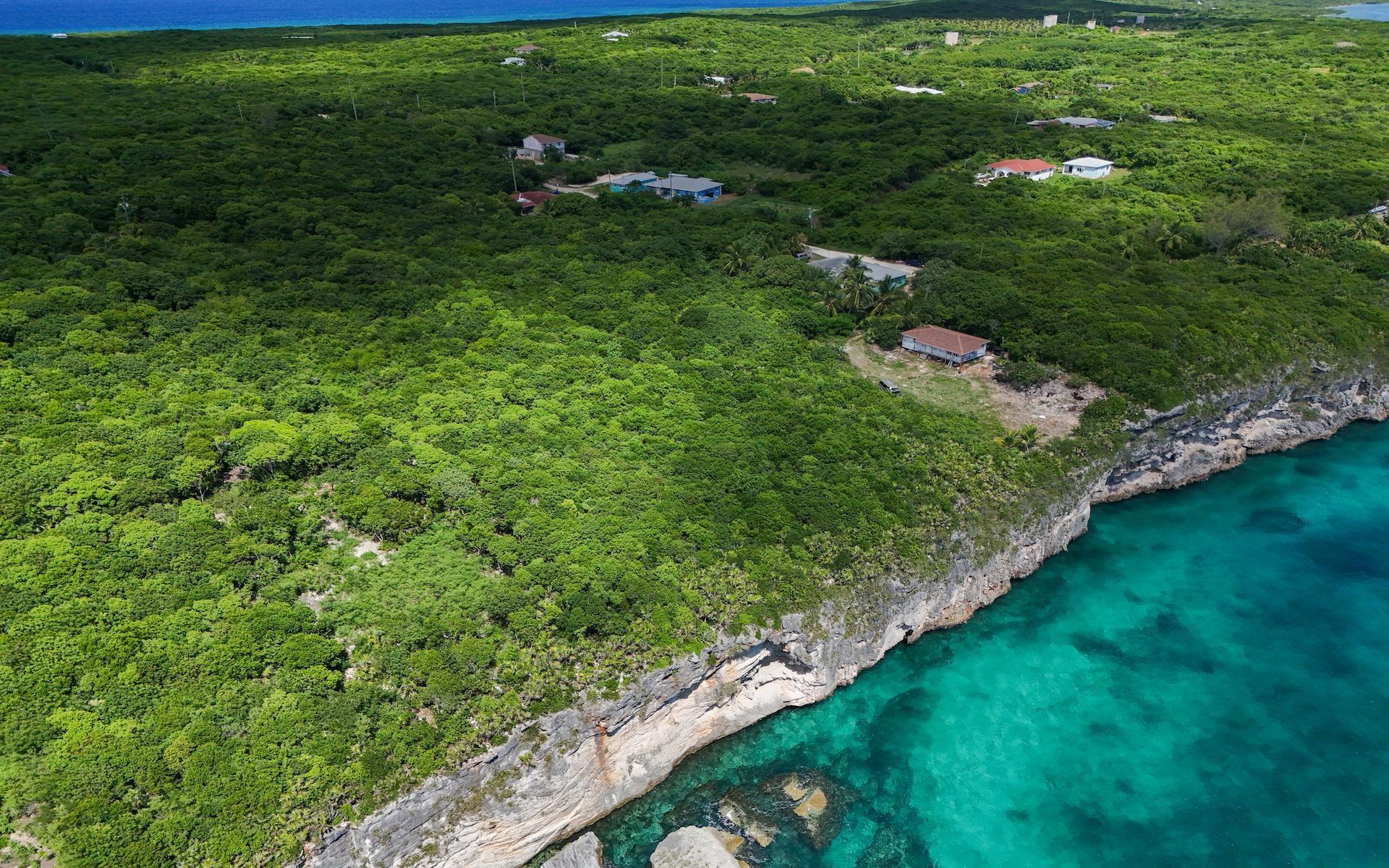 ELEUTHERA ISLAND SHORES