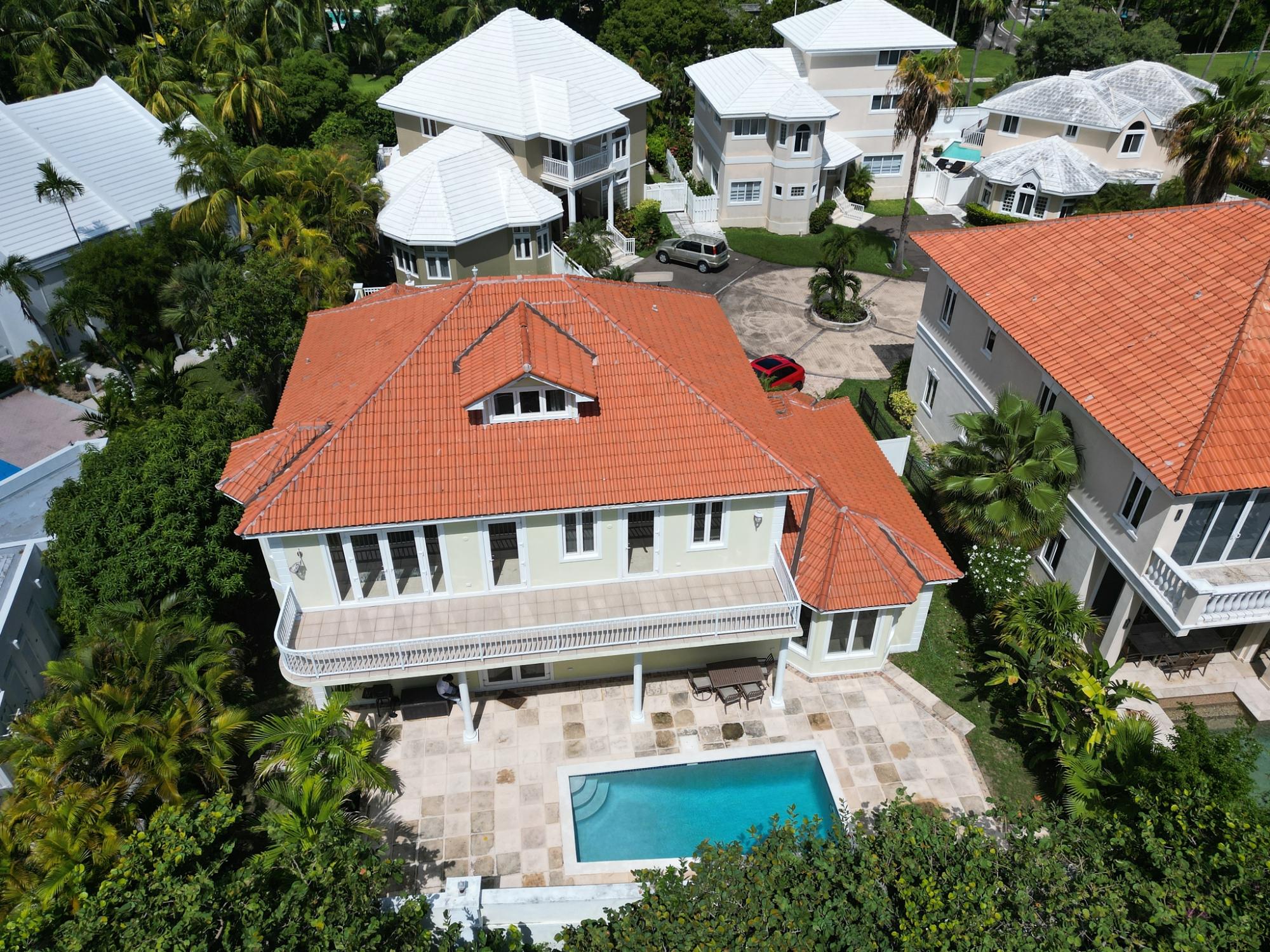 PALATIAL ESTATES