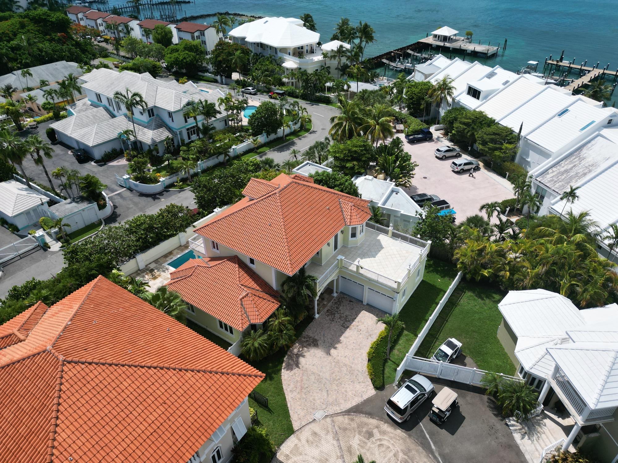 PALATIAL ESTATES