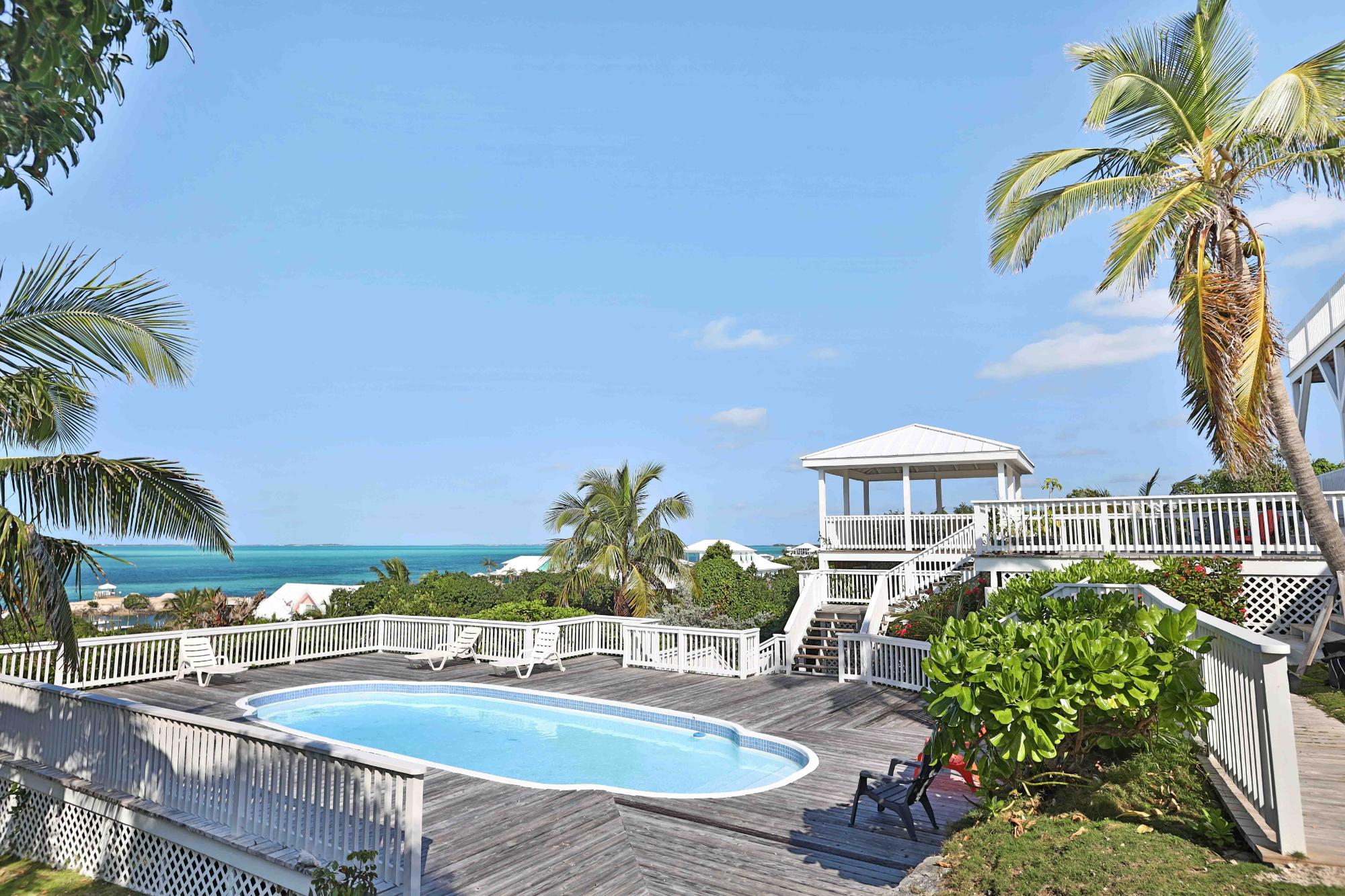 CRYSTAL WATERS AND VILLAS
