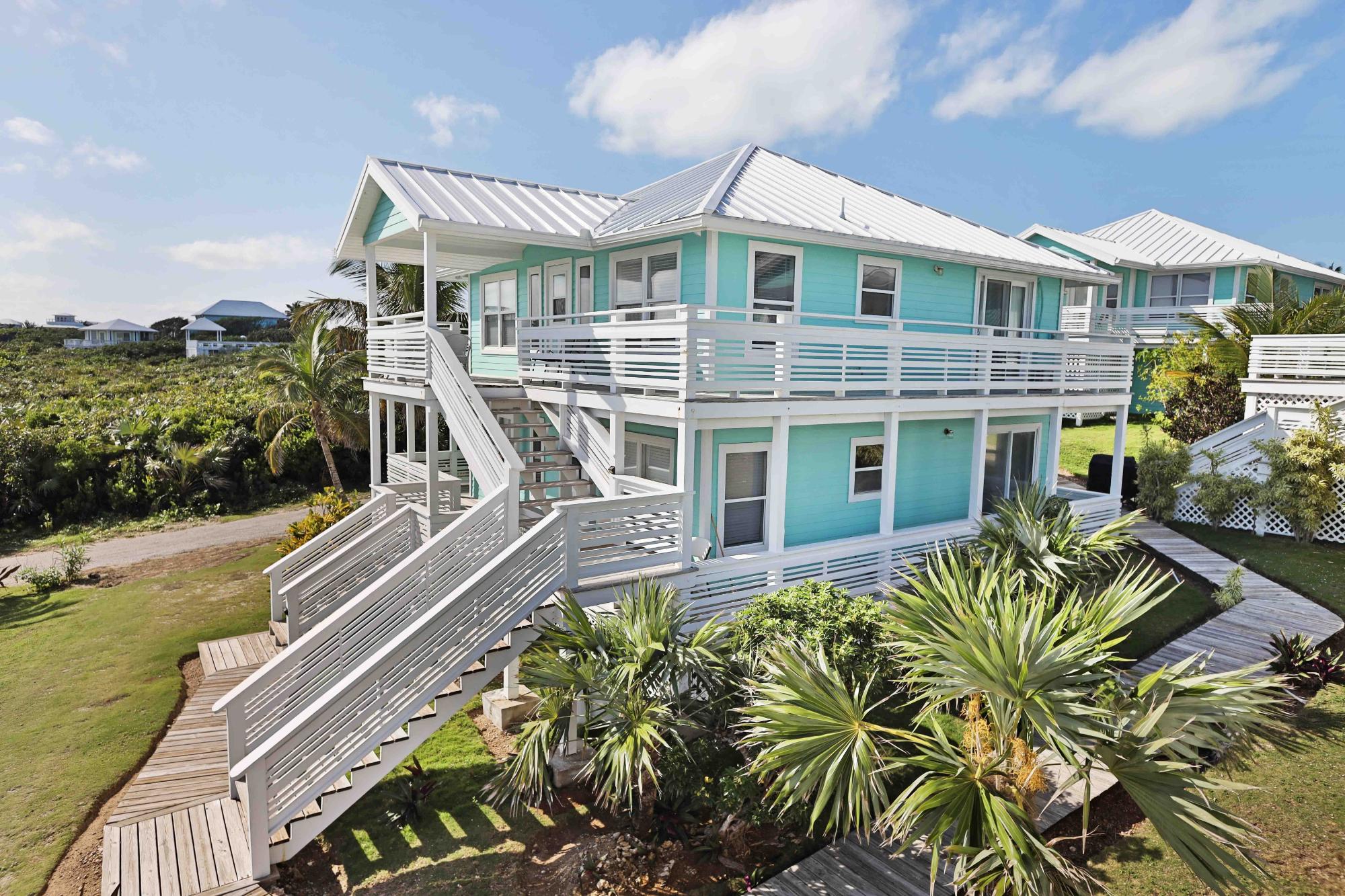 CRYSTAL WATERS AND VILLAS