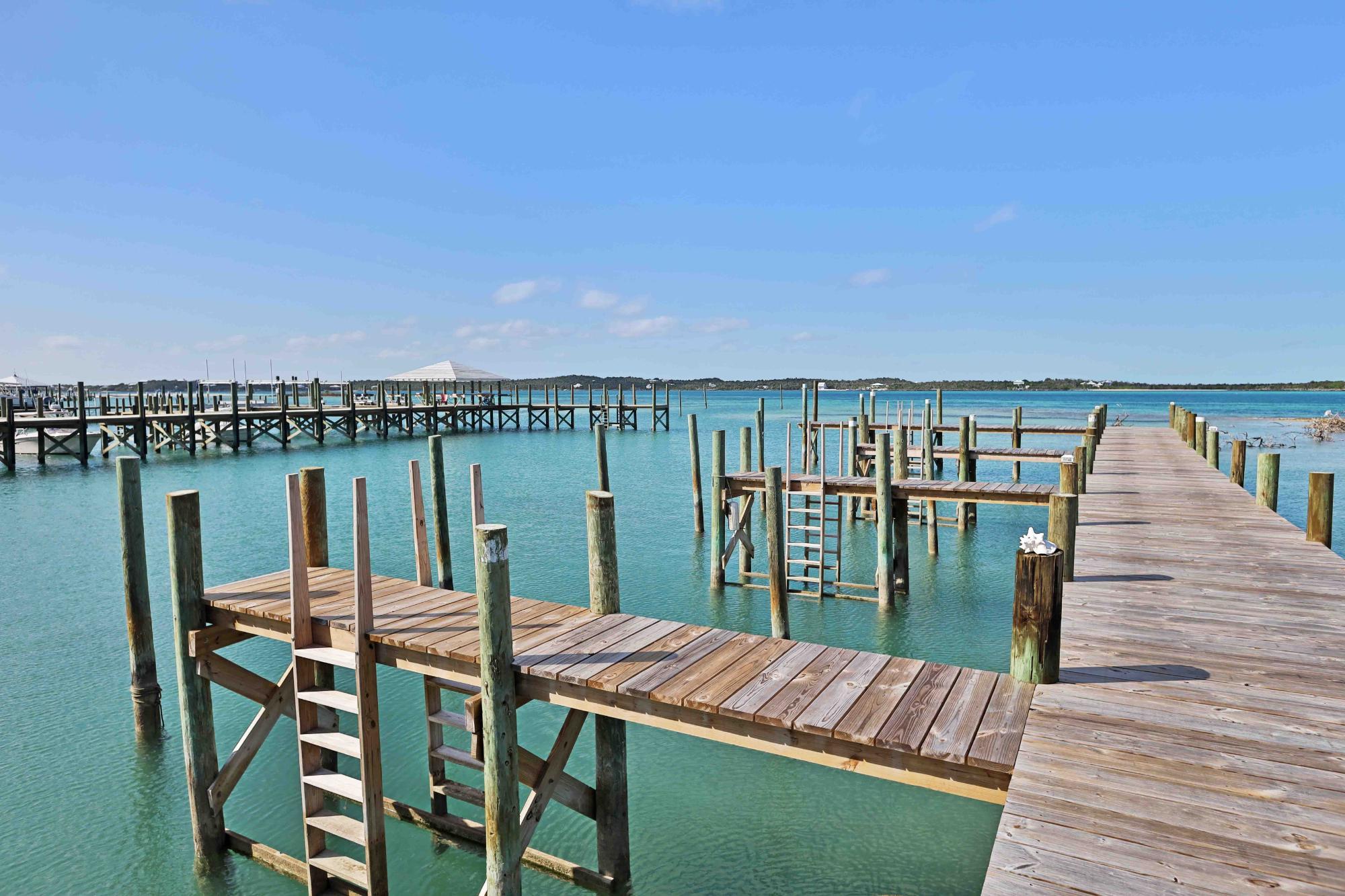 CRYSTAL WATERS AND VILLAS