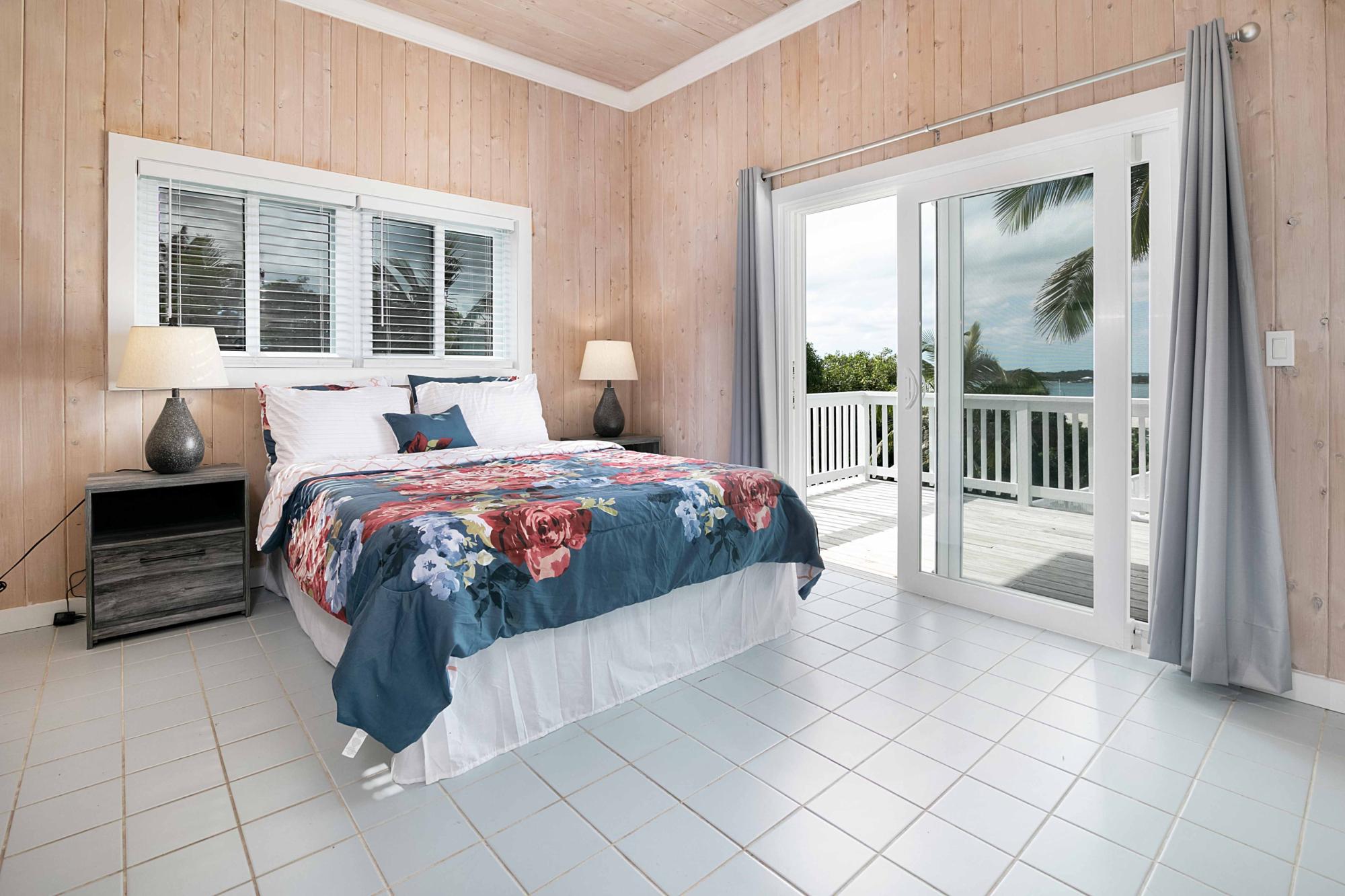 CRYSTAL WATERS AND VILLAS