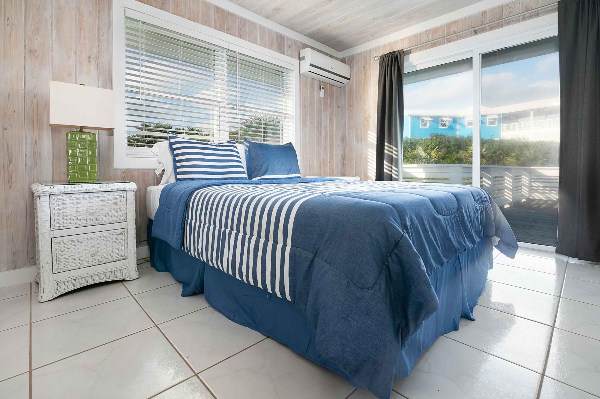 CRYSTAL WATERS AND VILLAS