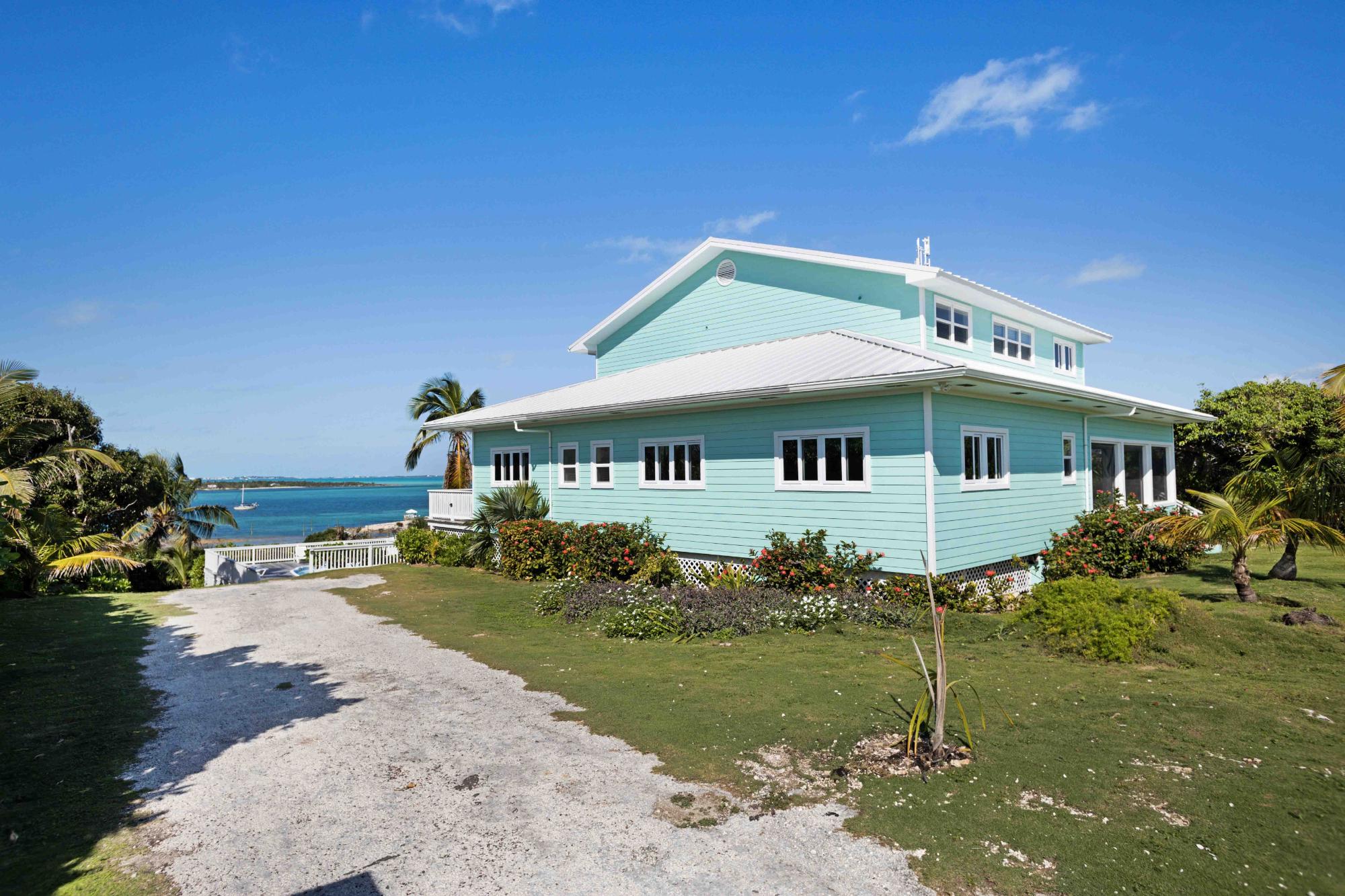 CRYSTAL WATERS AND VILLAS