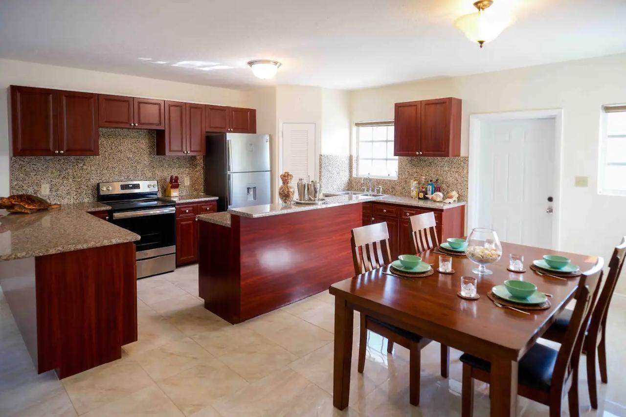 WEST WINDS COTTAGE